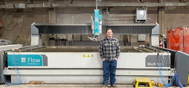 smp-gaven-mach-500.png Flow tech standing in front of Mach 500